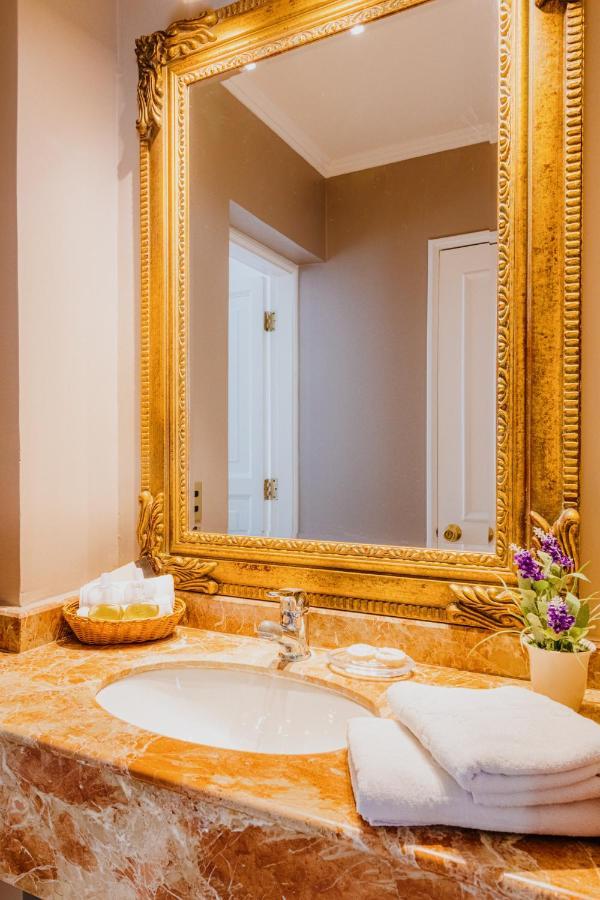 Orly Suites Сантьяго Екстер'єр фото